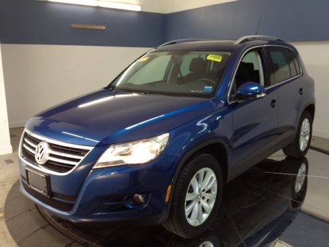 Sapphire Blue Metallic 2009 Volkswagen Tiguan SE 4Motion Sapphire Blue Metallic 2009 Volkswagen Tiguan SE 4Motion