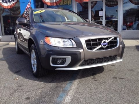 Oyster Grey Metallic 2010 Volvo XC70 3.2 AWD
