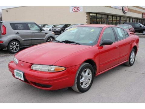 Bright Red 2004 Oldsmobile Alero GL1 Sedan