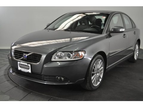 Titanium Grey Metallic 2009 Volvo S40 2.4i