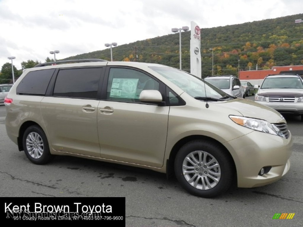 2012 toyota sienna le awd for sale #4