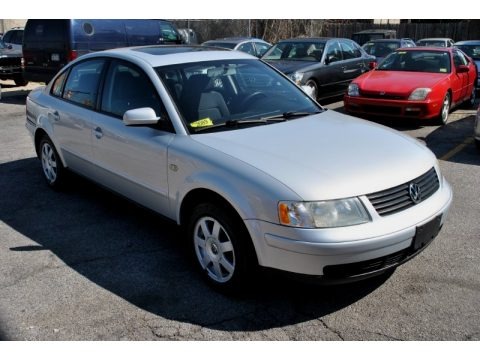 Satin Silver Metallic 1999 Volkswagen Passat GLS Sedan Satin Silver Metallic 1999 Volkswagen Passat GLS Sedan