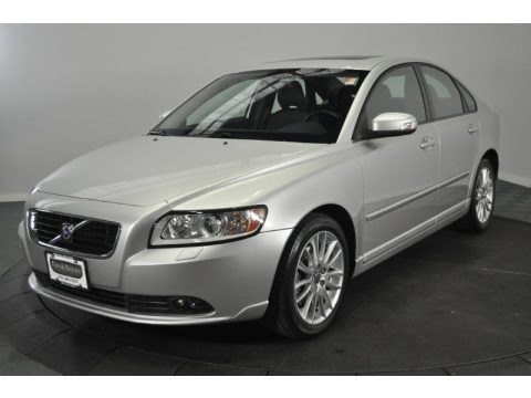 Silver Metallic 2009 Volvo S40 2.4i