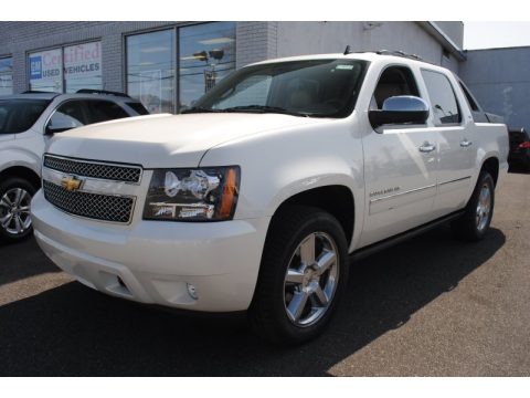 White Diamond Tricoat 2011 Chevrolet Avalanche LTZ 4x4