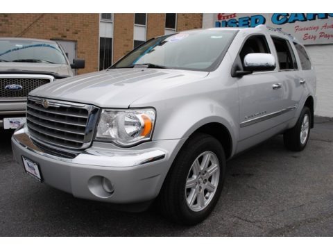 Bright Silver Metallic 2008 Chrysler Aspen Limited 4WD Bright Silver Metallic 2008 Chrysler Aspen Limited 4WD