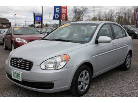 Platinum Silver 2008 Hyundai Accent GLS Sedan Platinum Silver 2008 Hyundai Accent GLS Sedan