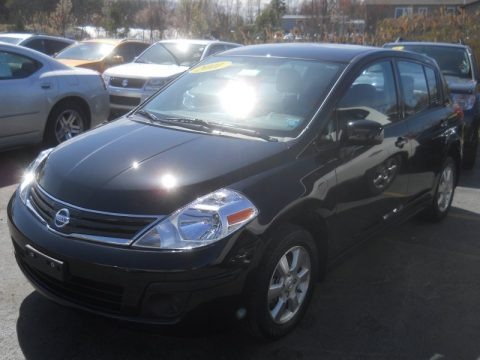 Super Black 2012 Nissan Versa 1.8 S Hatchback