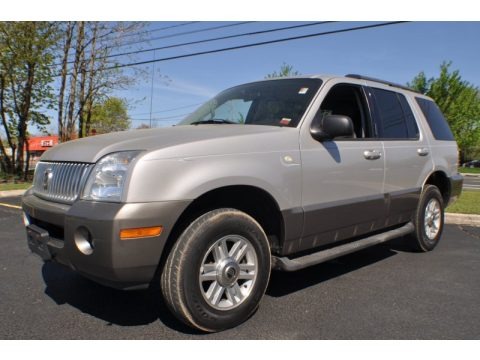 Silver Birch Metallic 2004 Mercury Mountaineer AWD Silver Birch Metallic 2004 Mercury Mountaineer AWD