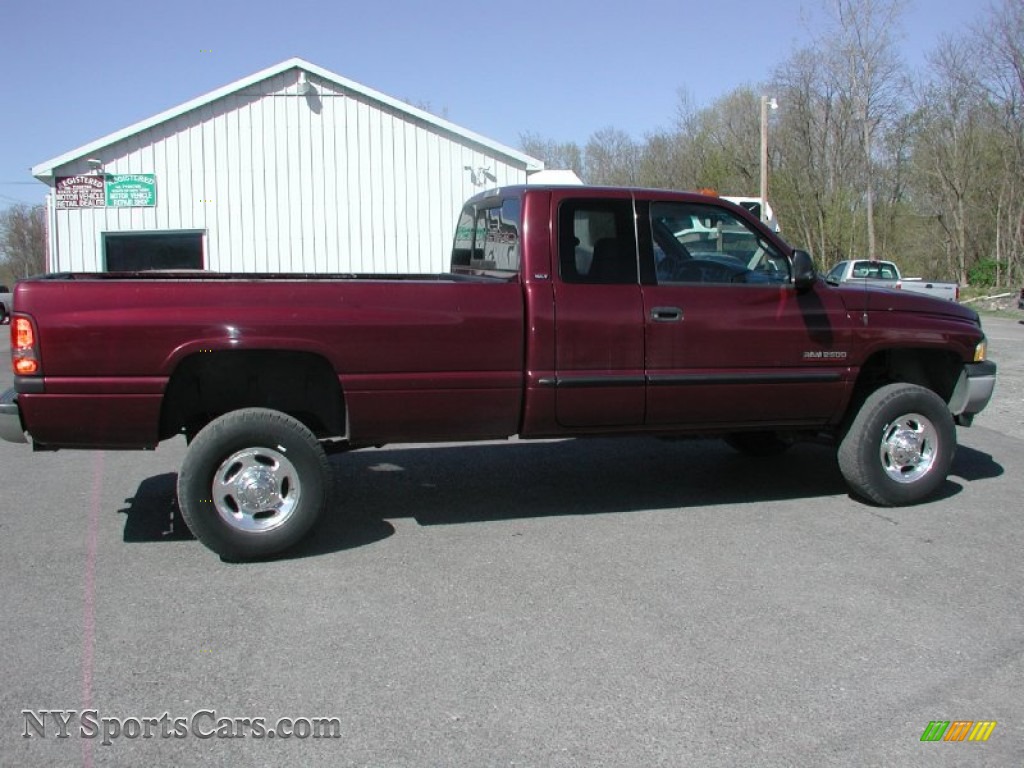 2001 Dodge Ram 2500 Slt Quad Cab 4x4 In Dark Garnet Red