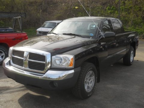 Black 2005 Dodge Dakota SLT Quad Cab 4x4 Black 2005 Dodge Dakota SLT Quad Cab 4x4