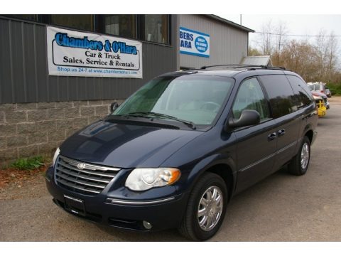 Modern Blue Pearl 2007 Chrysler Town & Country Limited