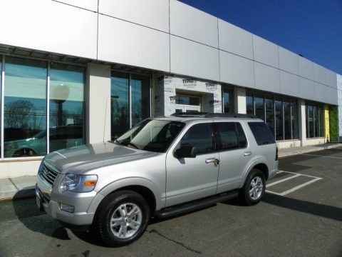 Brilliant Silver Metallic 2010 Ford Explorer XLT 4x4 Brilliant Silver Metallic 2010 Ford Explorer XLT 4x4