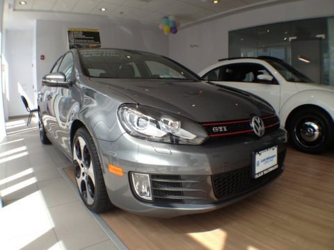 United Gray Metallic 2011 Volkswagen GTI 4 Door United Gray Metallic 2011 Volkswagen GTI 4 Door