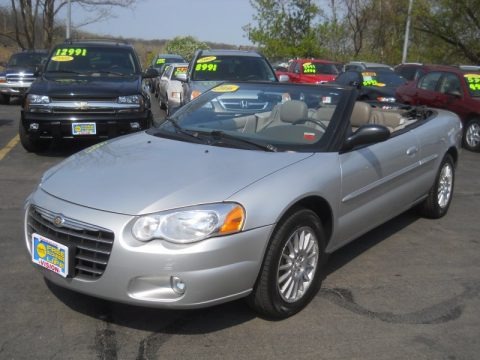 Bright Silver Metallic 2006 Chrysler Sebring Touring Convertible