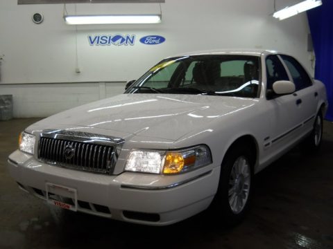 Vibrant White 2011 Mercury Grand Marquis LS Ultimate Edition Vibrant White 2011 Mercury Grand Marquis LS Ultimate Edition