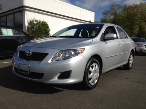Classic Silver Metallic 2010 Toyota Corolla LE