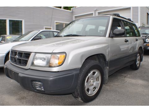 Silverthorn Metallic 1999 Subaru Forester L Silverthorn Metallic 1999 Subaru Forester L