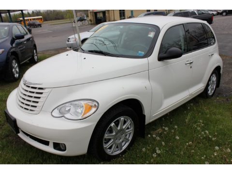 Cool Vanilla White 2008 Chrysler PT Cruiser Touring
