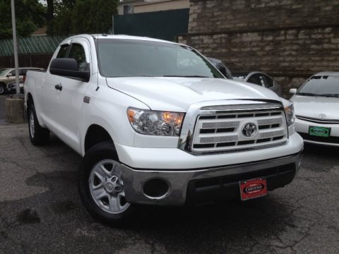 Super White 2010 Toyota Tundra Double Cab 4x4 Super White 2010 Toyota Tundra Double Cab 4x4