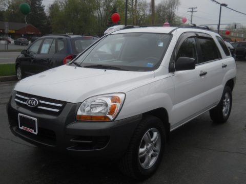 Clear White 2008 Kia Sportage LX V6 4x4
