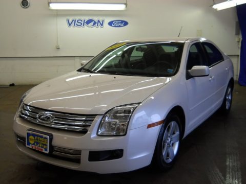 Brilliant Silver Metallic 2009 Ford Fusion SE Brilliant Silver Metallic 2009 Ford Fusion SE