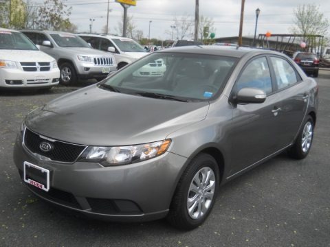 Titanium 2010 Kia Forte EX