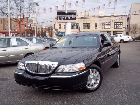 Black 2011 Lincoln Town Car Signature Limited Black 2011 Lincoln Town Car Signature Limited