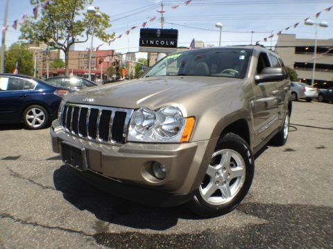 Light Khaki Metallic 2005 Jeep Grand Cherokee Limited 4x4 Light Khaki Metallic 2005 Jeep Grand Cherokee Limited 4x4