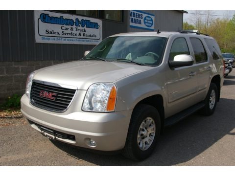 Silver Birch Metallic 2008 GMC Yukon SLE 4x4 Silver Birch Metallic 2008 GMC Yukon SLE 4x4