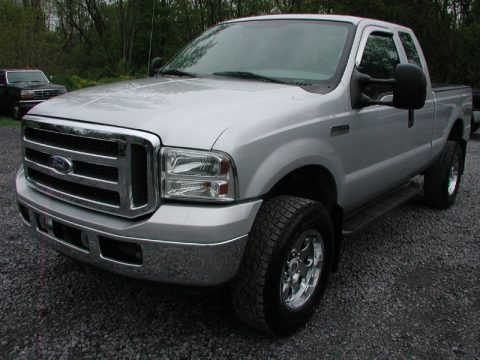 Silver Metallic 2005 Ford F350 Super Duty XLT SuperCab 4x4 Silver Metallic 2005 Ford F350 Super Duty XLT SuperCab 4x4