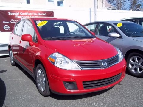 Red Alert 2011 Nissan Versa 1.8 S Hatchback