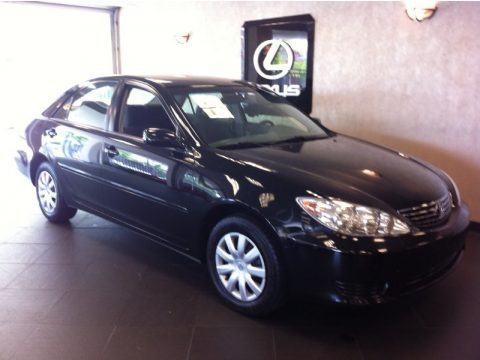 Black 2005 Toyota Camry LE Black 2005 Toyota Camry LE