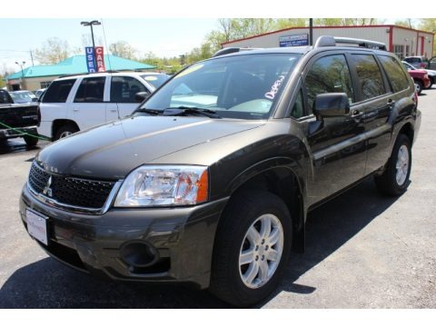 Carbon Pearl 2011 Mitsubishi Endeavor SE Carbon Pearl 2011 Mitsubishi Endeavor SE