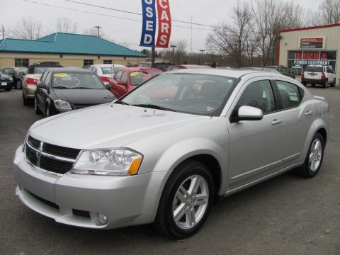 Bright Silver Metallic 2010 Dodge Avenger R/T