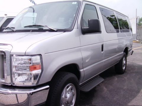 Ingot Silver Metallic 2010 Ford E Series Van E350 XLT Passenger Extended Ingot Silver Metallic 2010 Ford E Series Van E350 XLT Passenger Extended