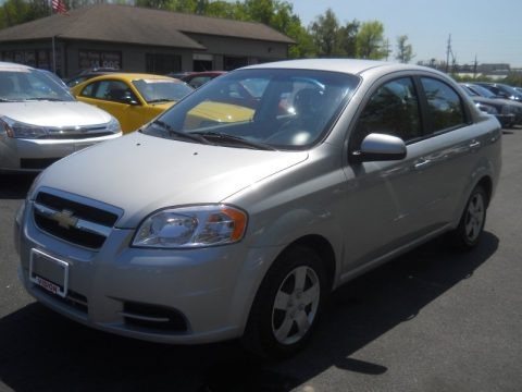 Cosmic Silver 2010 Chevrolet Aveo LT Sedan Cosmic Silver 2010 Chevrolet Aveo LT Sedan