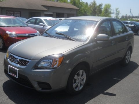 Titanium 2011 Kia Rio LX