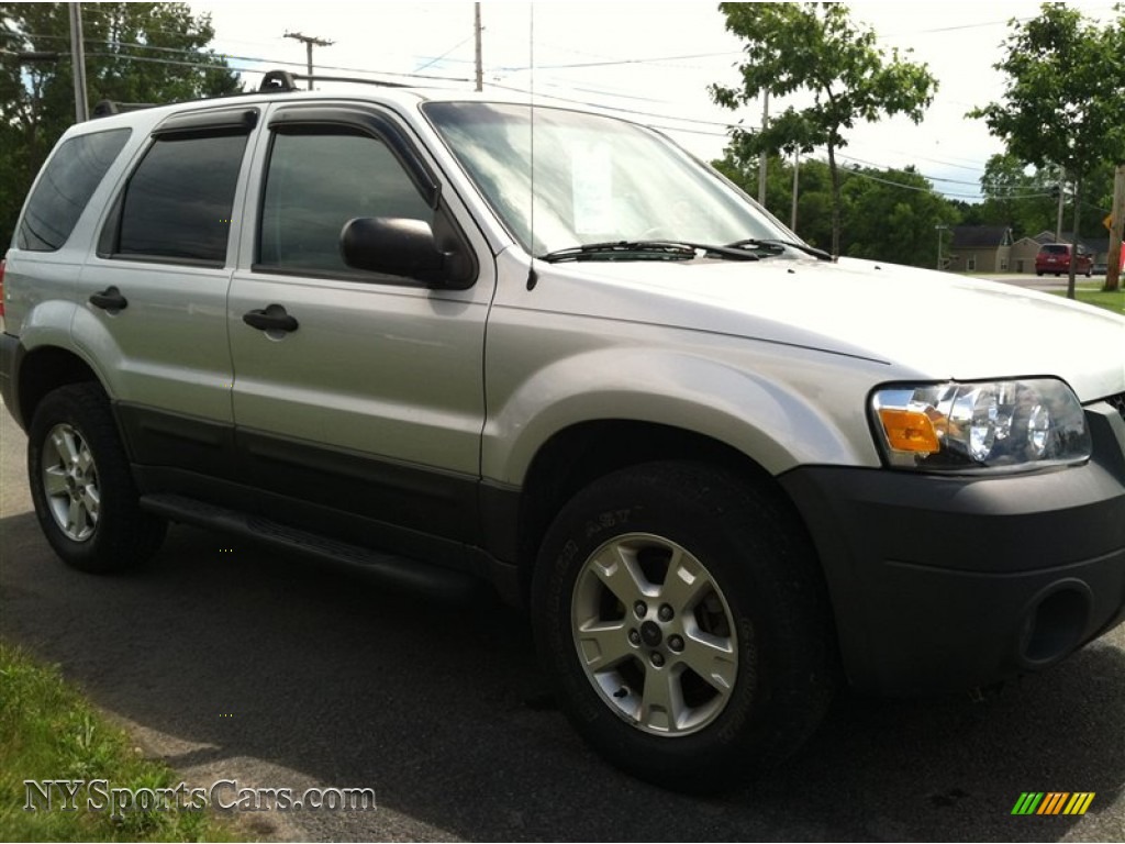2005 ford escape xlt 3.0 l v6 4wd suv