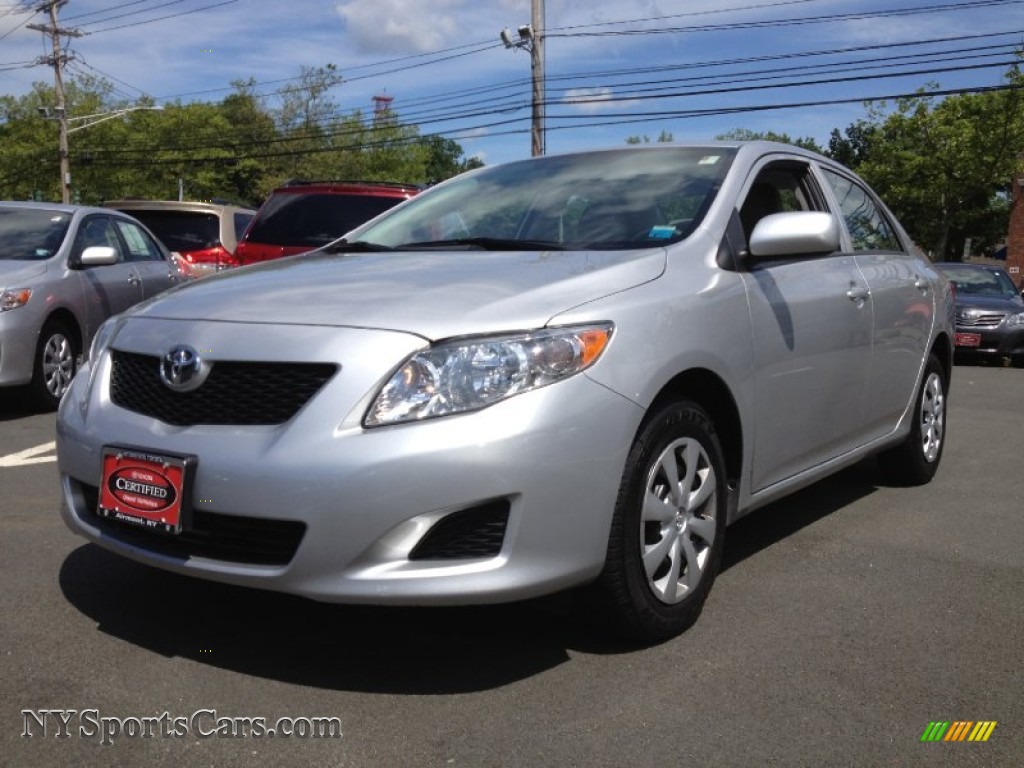 2010 toyota corolla sport silver #2