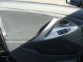 Toyota Camry SE Black photo #8