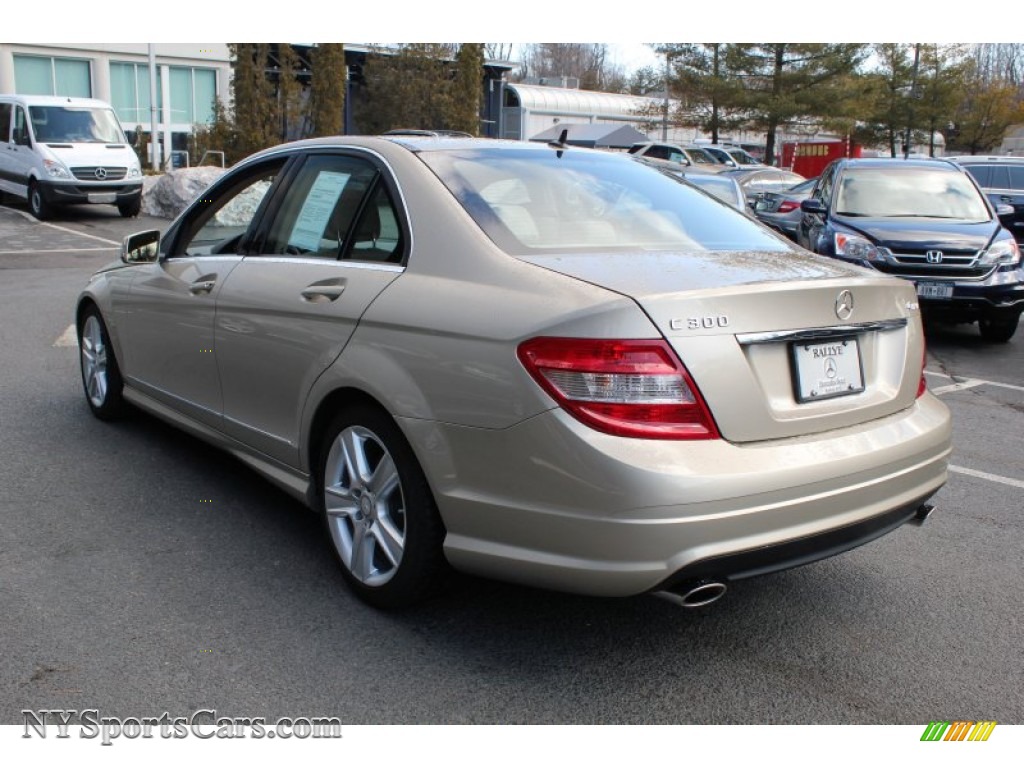 2011 MercedesBenz C 300 Sport 4Matic in Pearl Beige Metallic photo 4