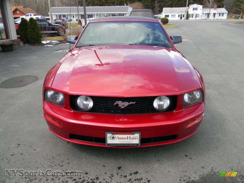 2006 Mustang GT Premium Convertible - Redfire Metallic / Dark Charcoal photo #10