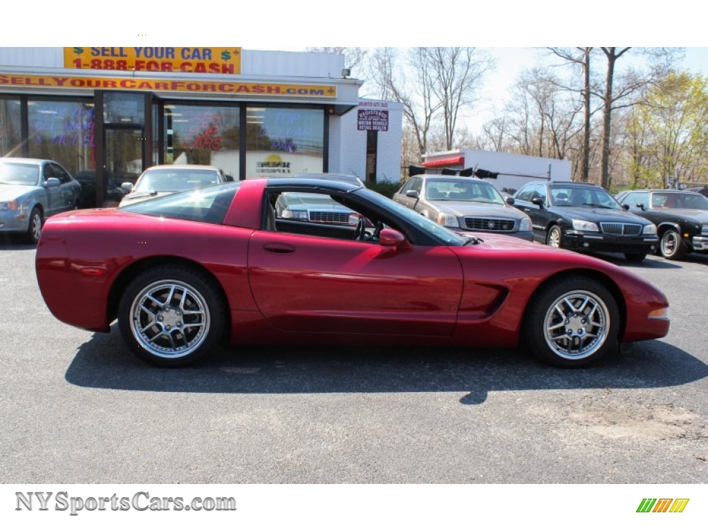 2004 Corvette Coupe - Magnetic Red Metallic / Light Oak photo #7