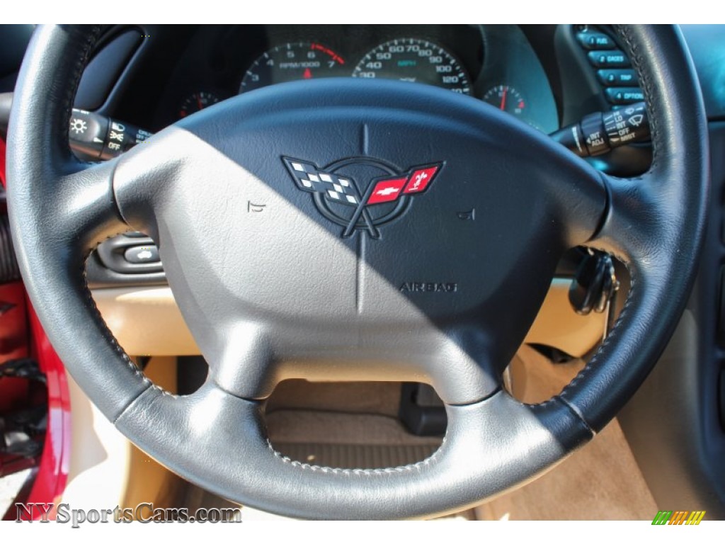 2004 Corvette Coupe - Magnetic Red Metallic / Light Oak photo #16
