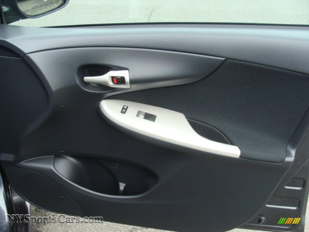 2011 Corolla S - Magnetic Gray Metallic / Dark Charcoal photo #21