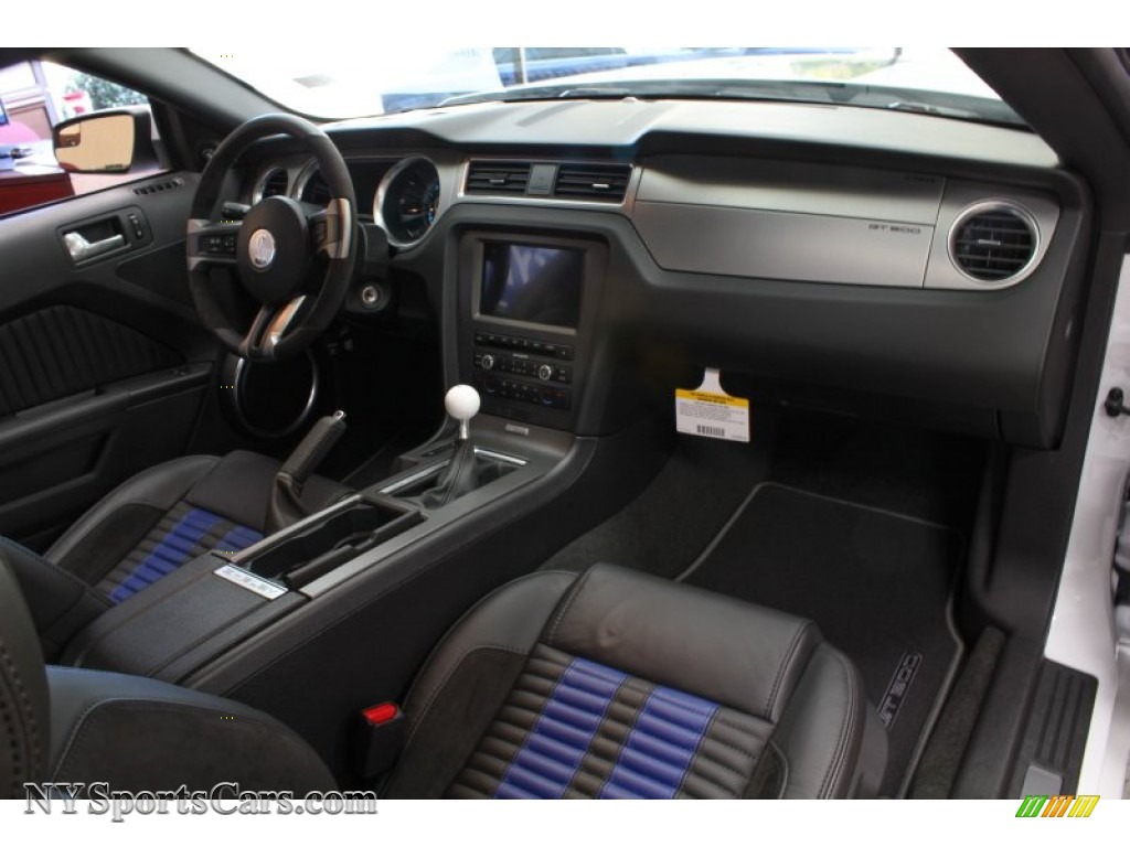 2014 Mustang Shelby GT500 SVT Performance Package Coupe - Oxford White / Shelby Charcoal Black/Blue Accents Recaro Sport Seats photo #10