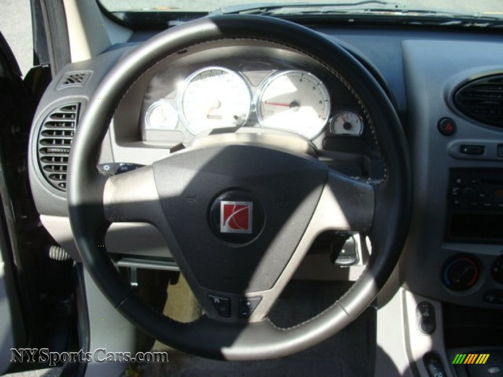 2004 VUE V6 - Black Onyx / Gray photo #13 2004 VUE V6 - Black Onyx / Gray photo #13