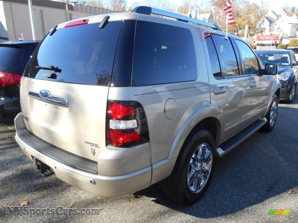 2006 Ford Explorer Limited 4x4 In Pueblo Gold Metallic Photo 4