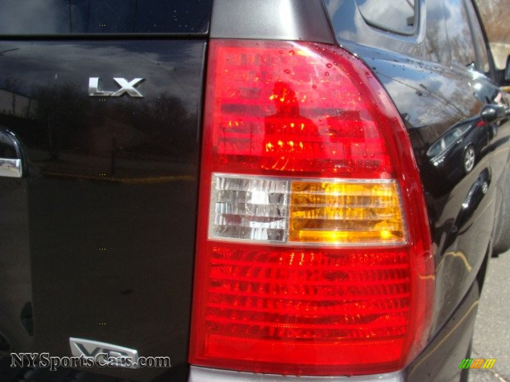 2007 Sportage LX V6 4WD - Black Cherry / Black photo #20