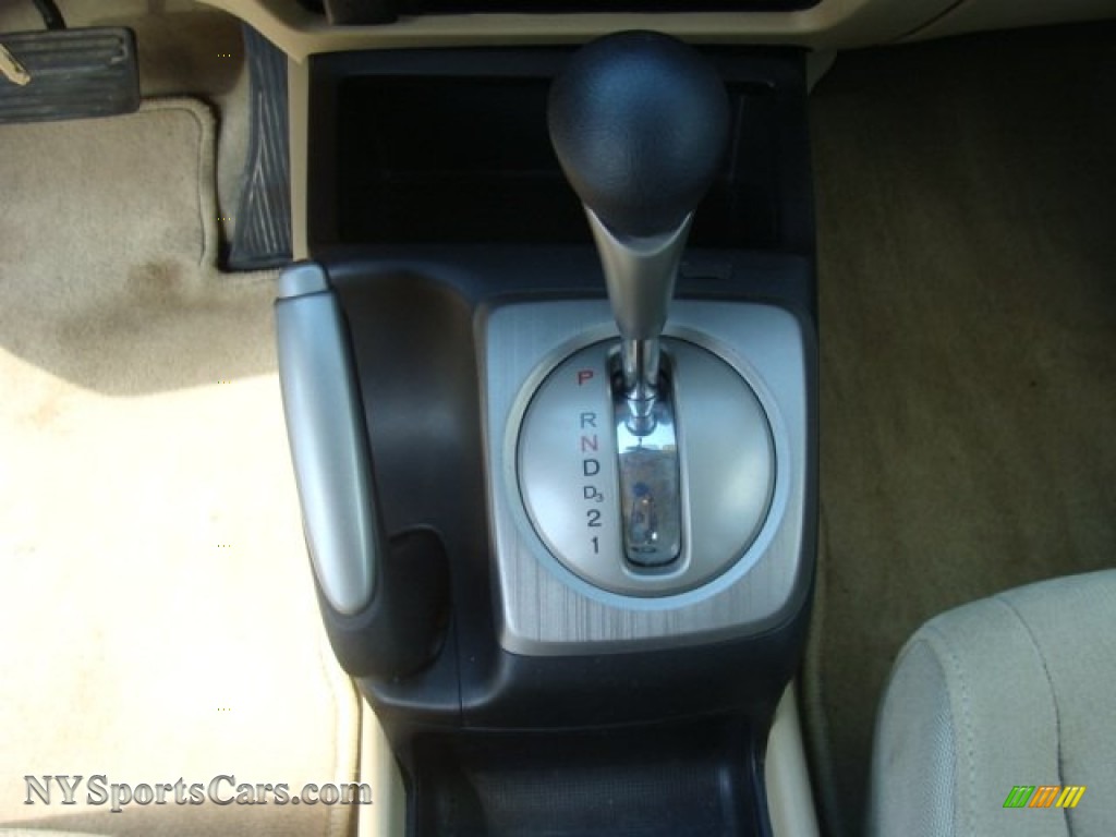 2008 Civic LX Sedan - Taffeta White / Ivory photo #17